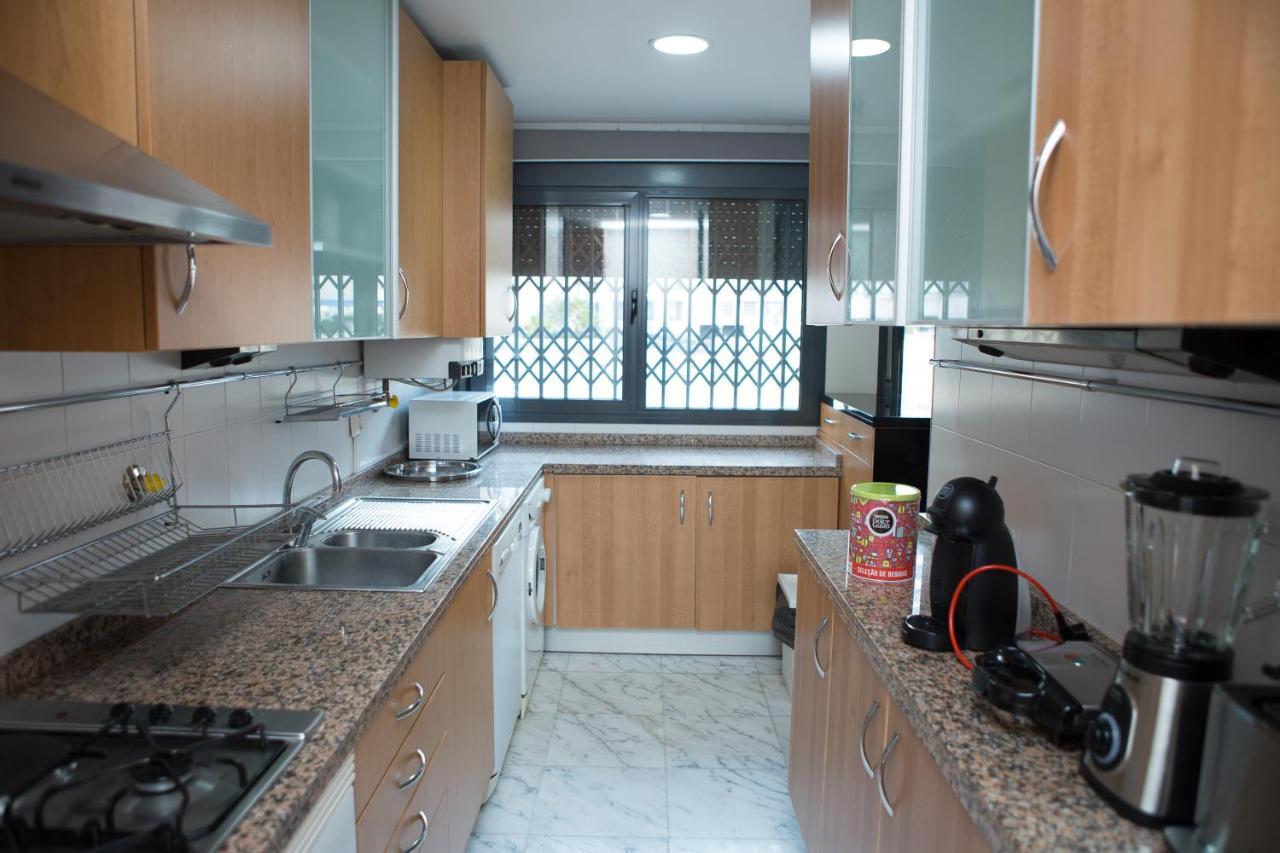 Ideal 2 Apartment Lisbon