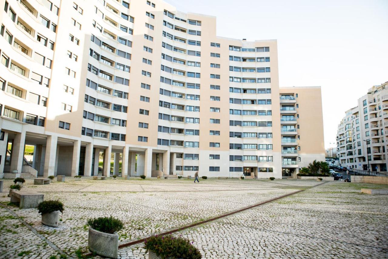 Ideal 2 Lisbon