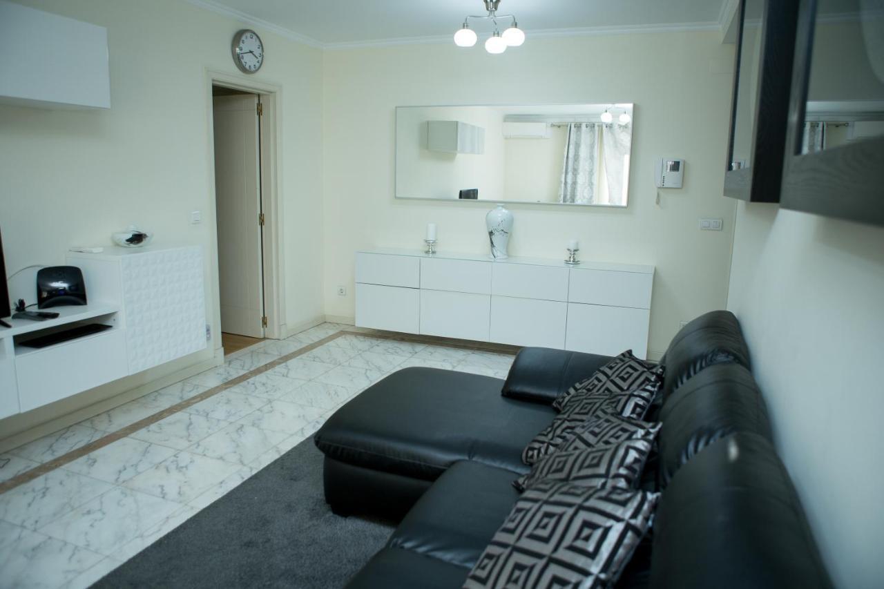 Ideal 2 Apartment *